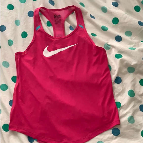 Nike Tank Bundle!! - Picture 2 of 10